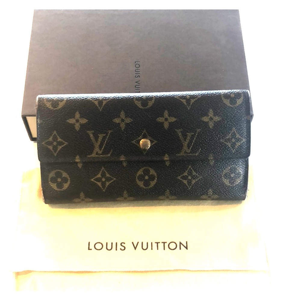 Louis Vuitton wallet